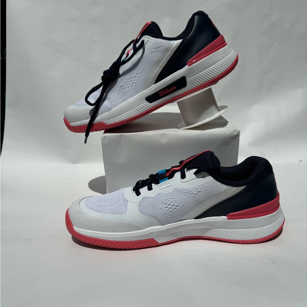 Wilson Court Shoes Intrigue pro women’s size 9 NWOT - Picture 15 of 16